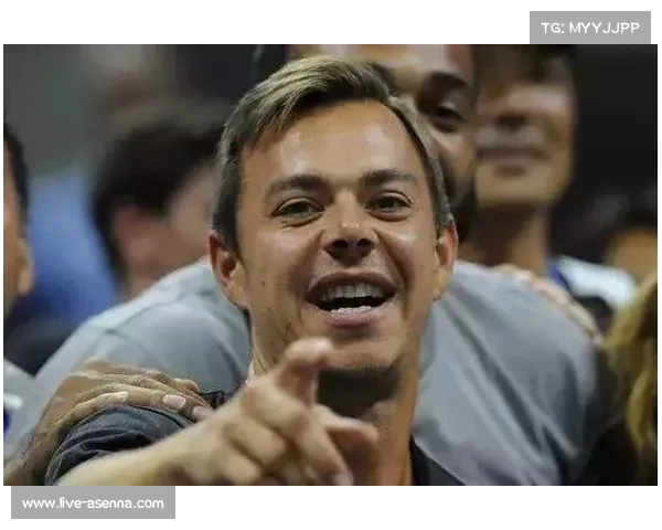 德里德角落扔毛巾引发热议 教练举动获业内人士力挺与理解